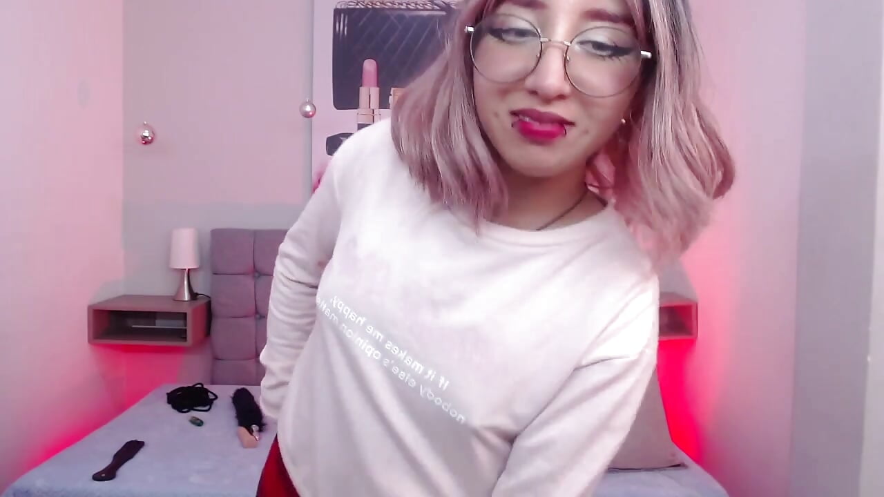 Onichan 🌸🥰
