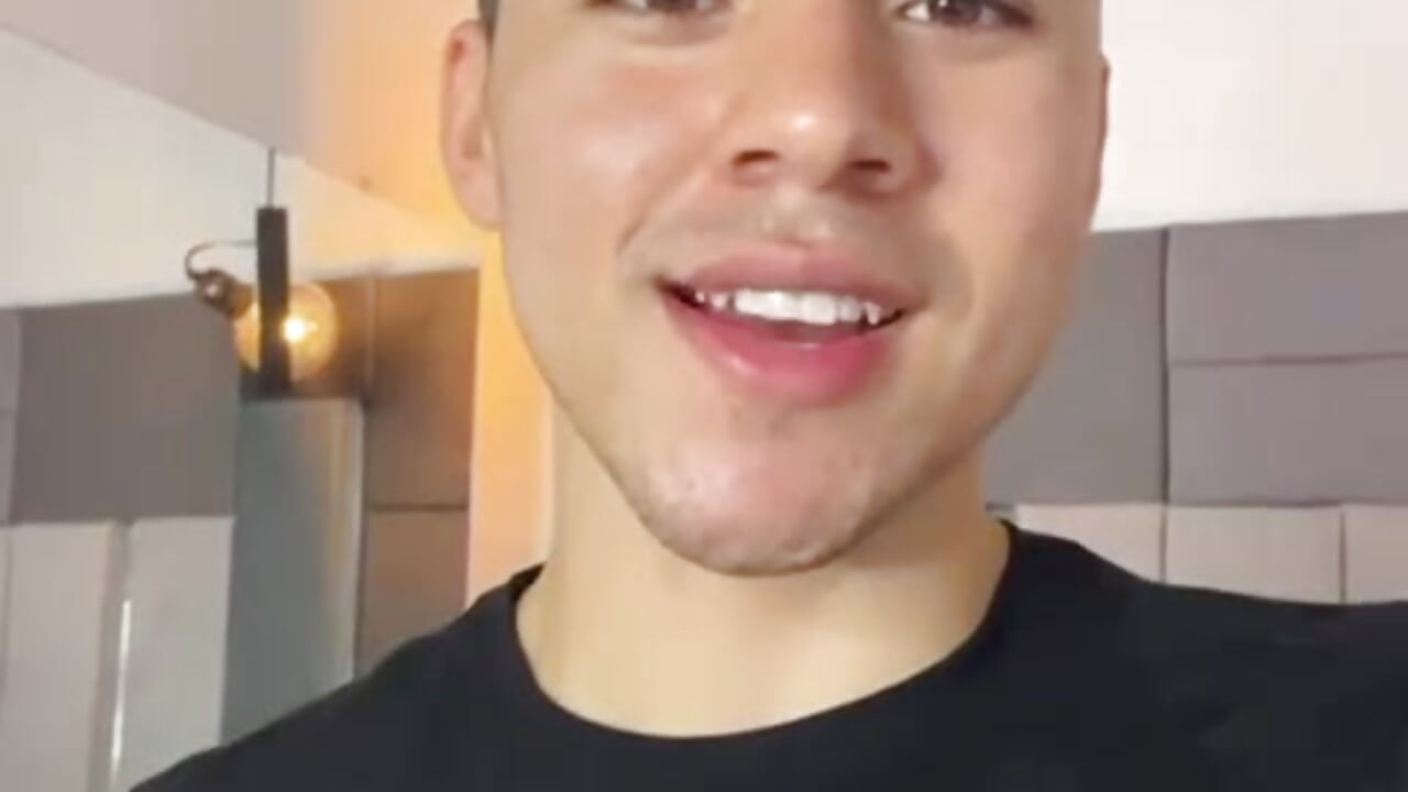 LiamNovak adlı kamer modelinin viral videoları:  7763