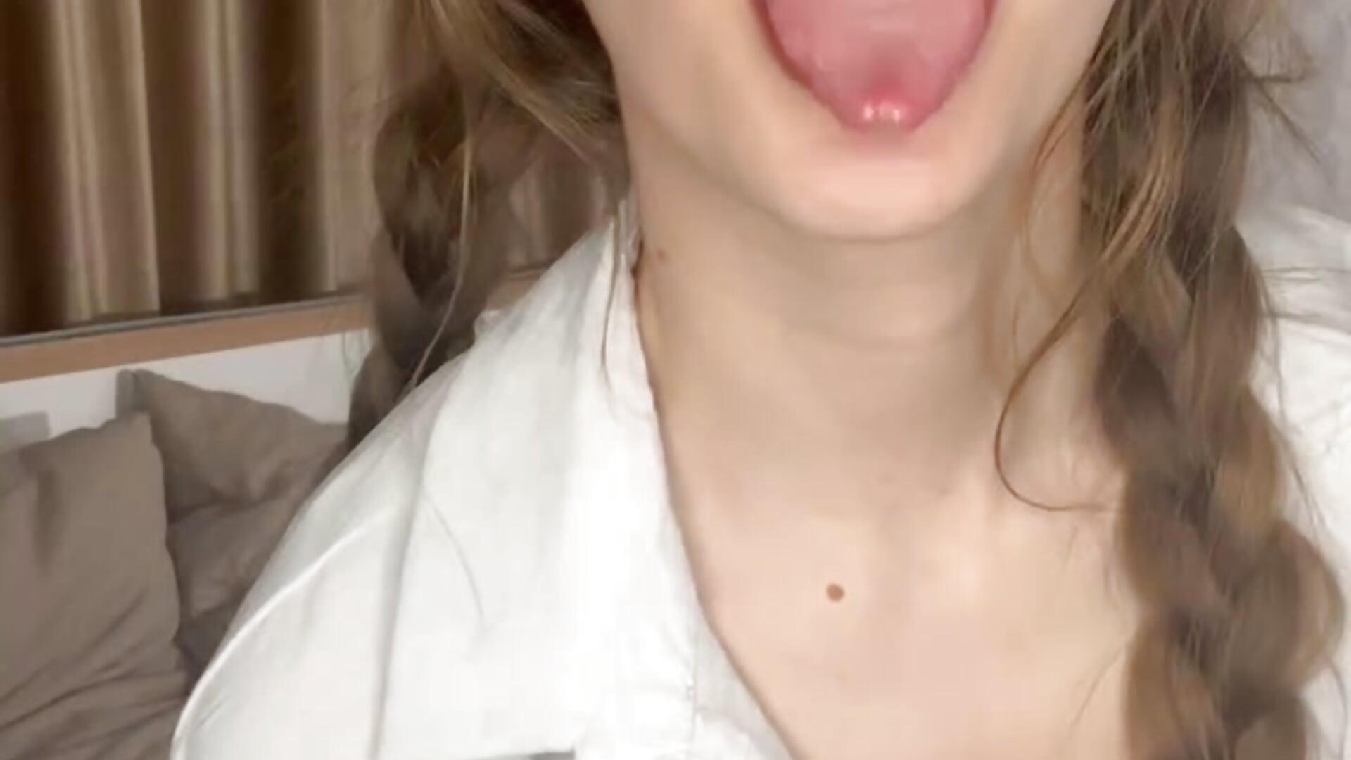 me and my sexy pigtails<3