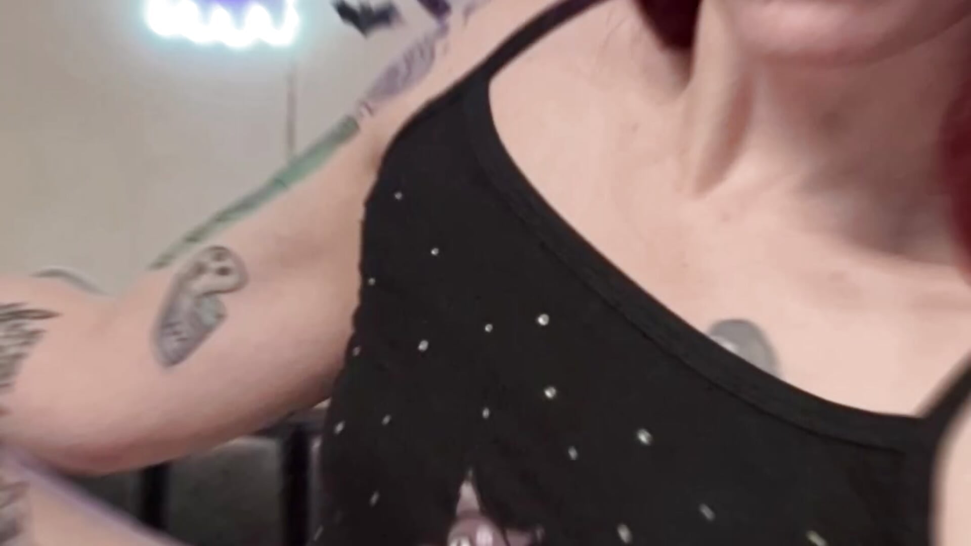 Come see my shows and have some fun - video by ScarletPanes cam model