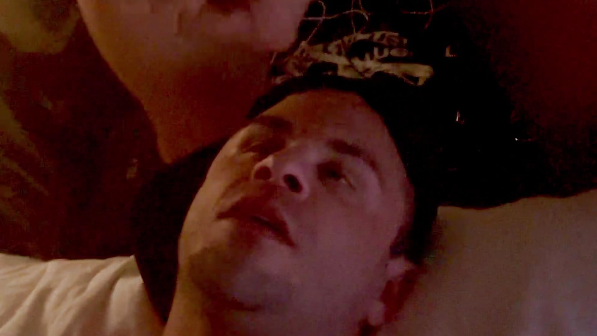 Cum On Buddy Face - video van tongueyoudeep cam-model