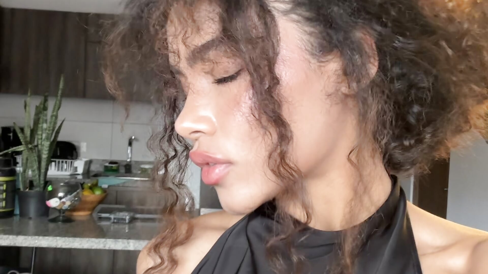 MY FECE - video by paulacora100 cam model