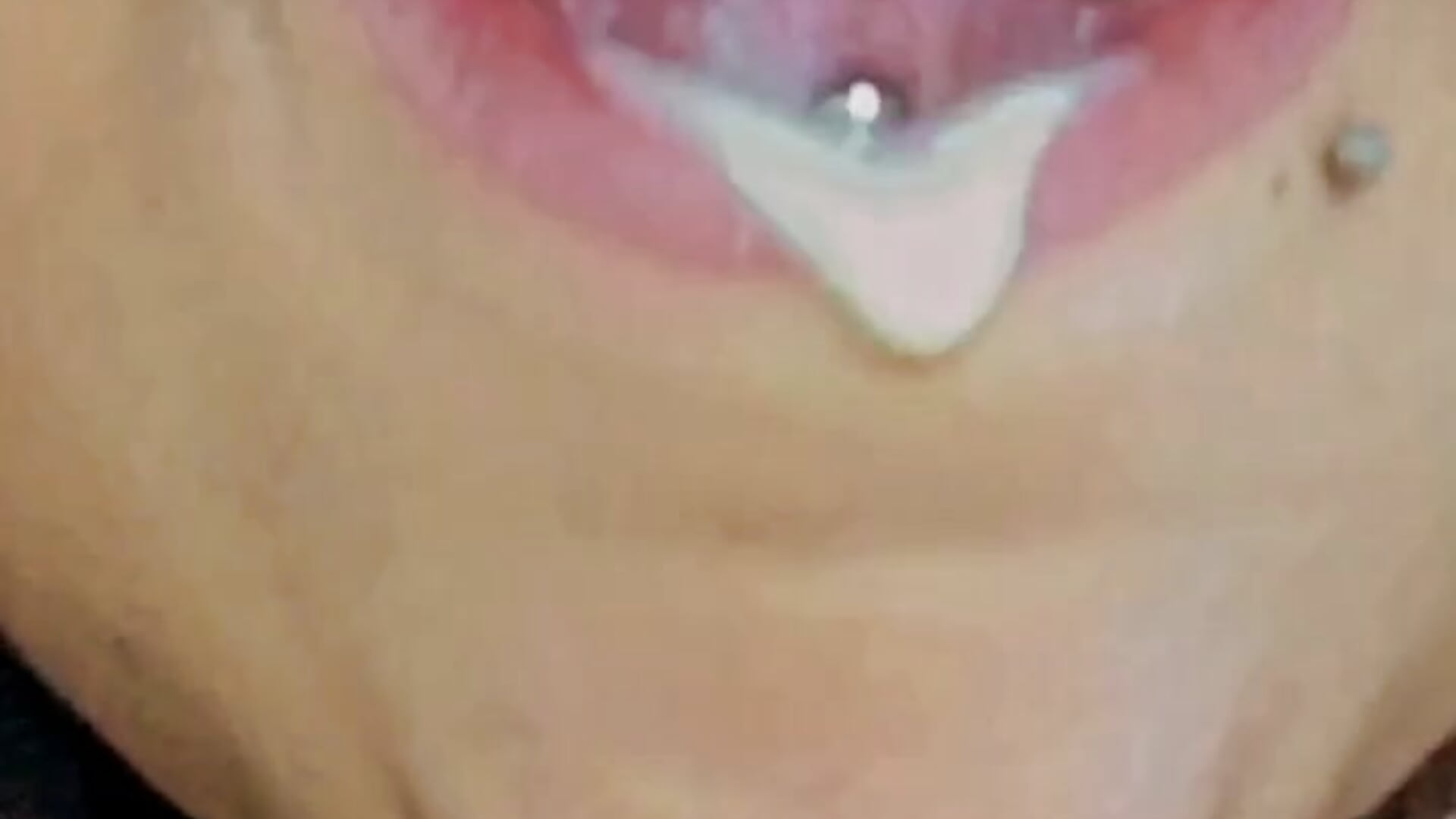 strawberry - video by lovemyfatpussy cam model