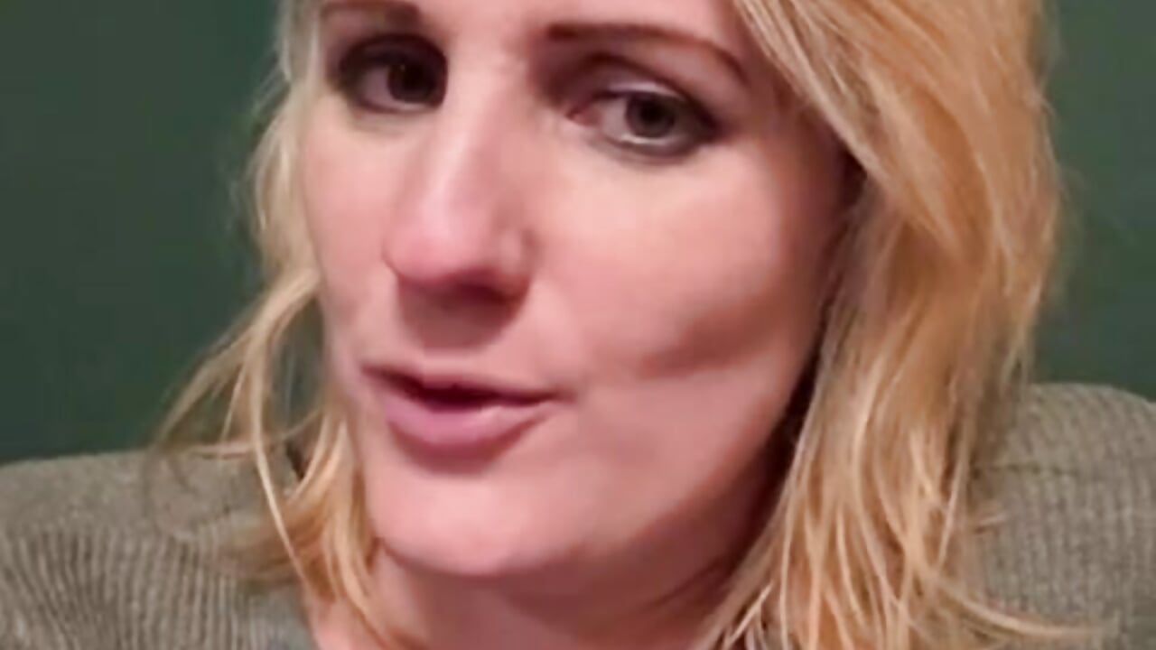 Rudelbumsen im 20er-Jahre Stil: irgendwie keine Swingerparty, sondern eher Klischee- Rudelbumsen - video av NoraNoxx cam model