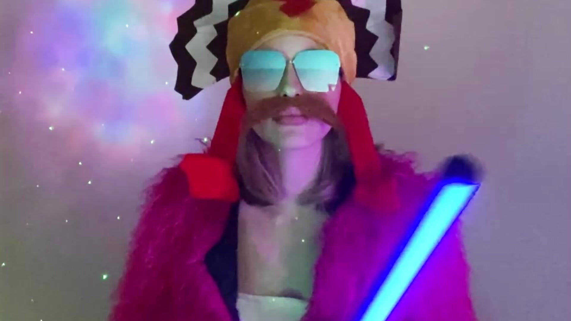 Party look - video di Fairy_of_Fuck modella di cam