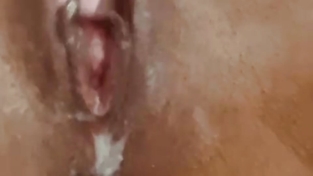 Fingering 🔥💦 - video av Abby_Moss2 cam-modell