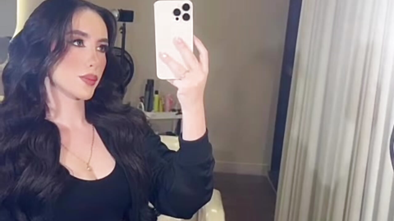 I like to feel pampered – video modela na kameri mia_dolce22