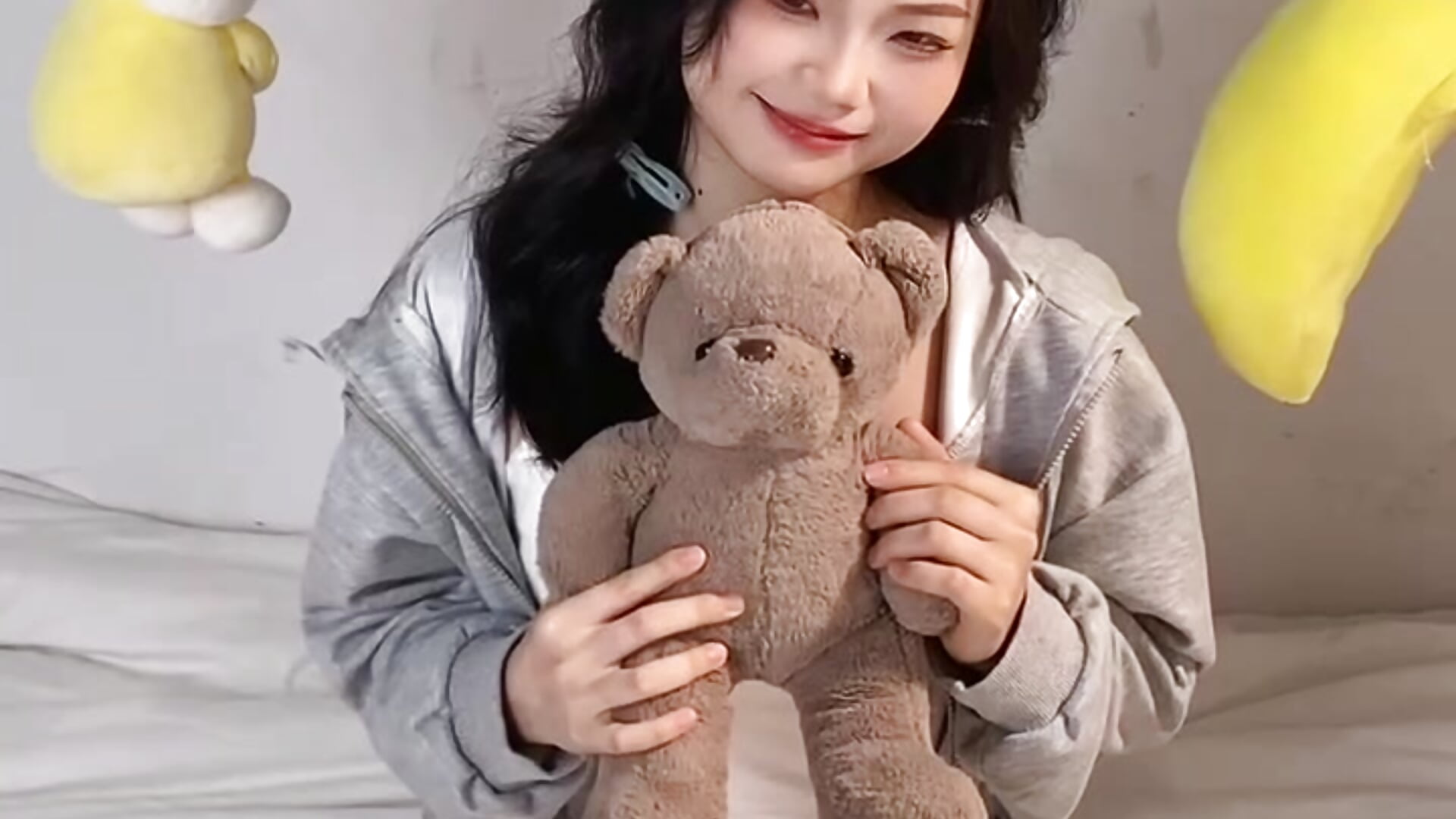 你会疼我，爱我吗 - video by Lena-yyds cam model