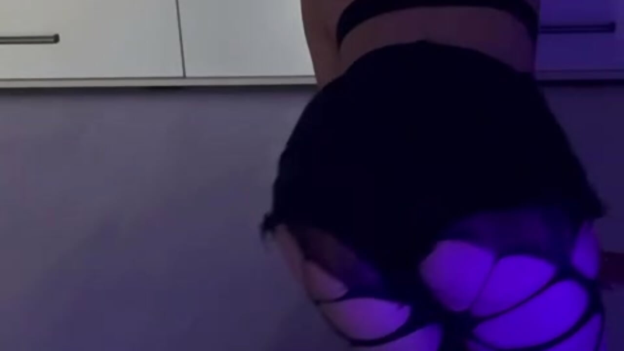 😈 - video by Young_gothbabe cam model
