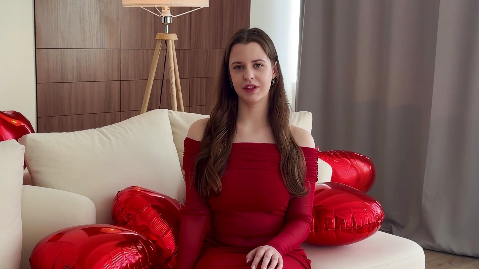 Happy Valentine's Day to you💋 - vídeo de la modelo de cam AgataAisitt