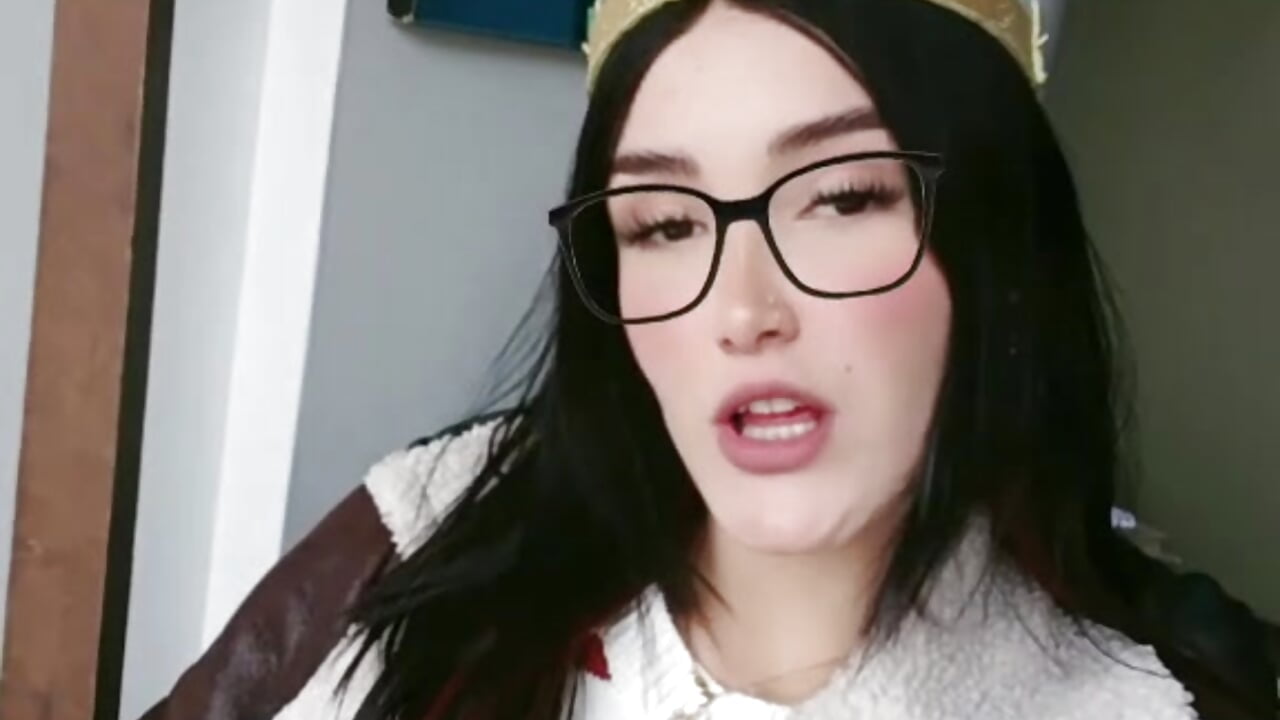 37632 - laura_arias018 캠 모델의 동영상