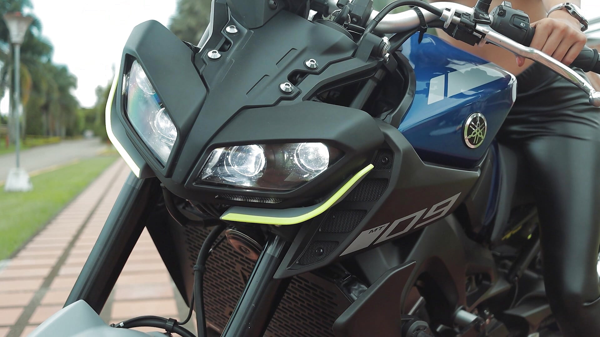 I love bikes - video by BrianaCleyton cam model