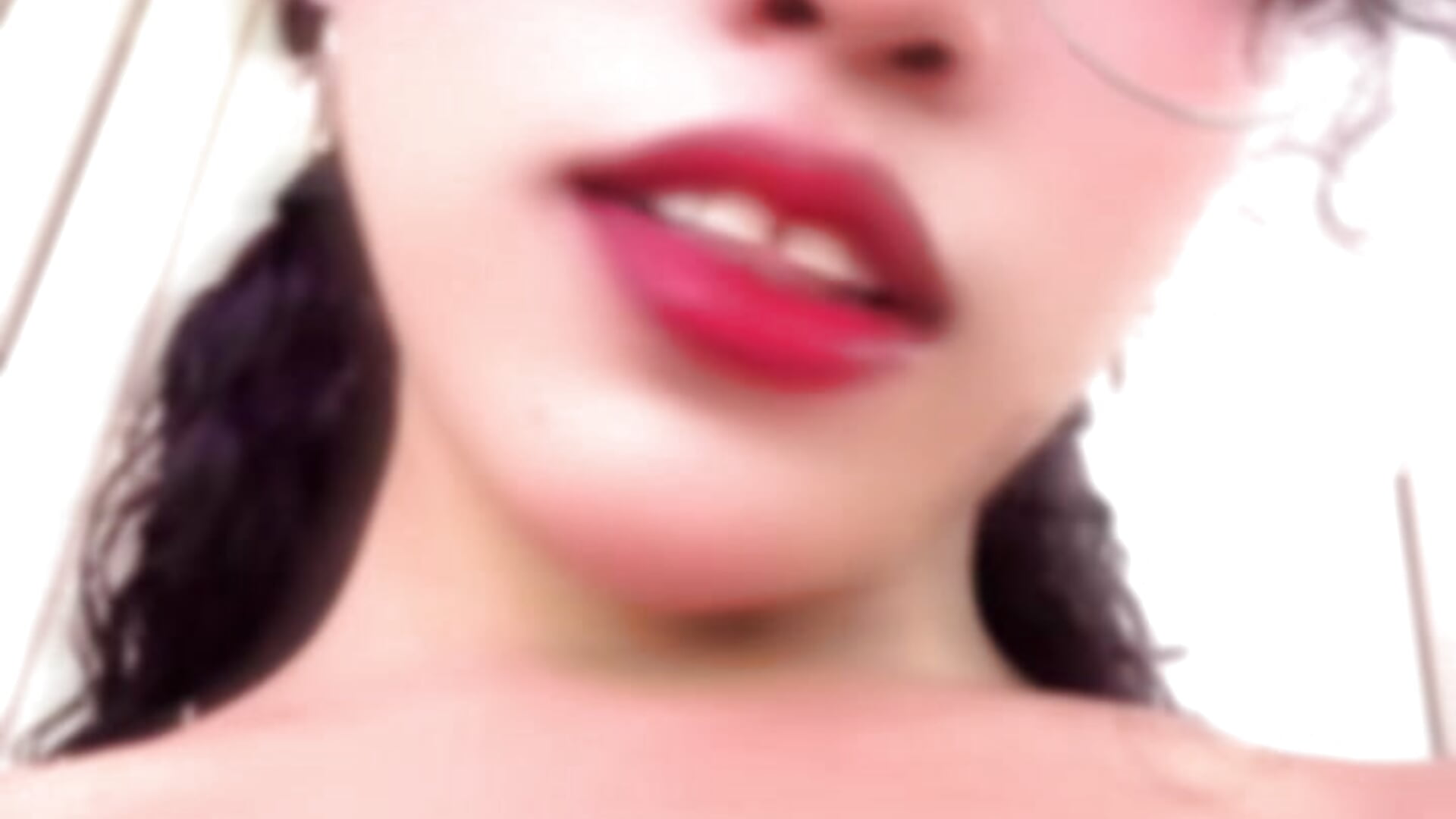 50/50 - video di ChantalHans modella di cam