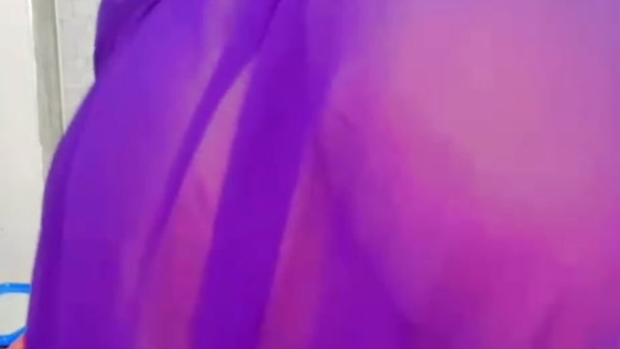 back show - video của người mẫu cam RaatKiRani-