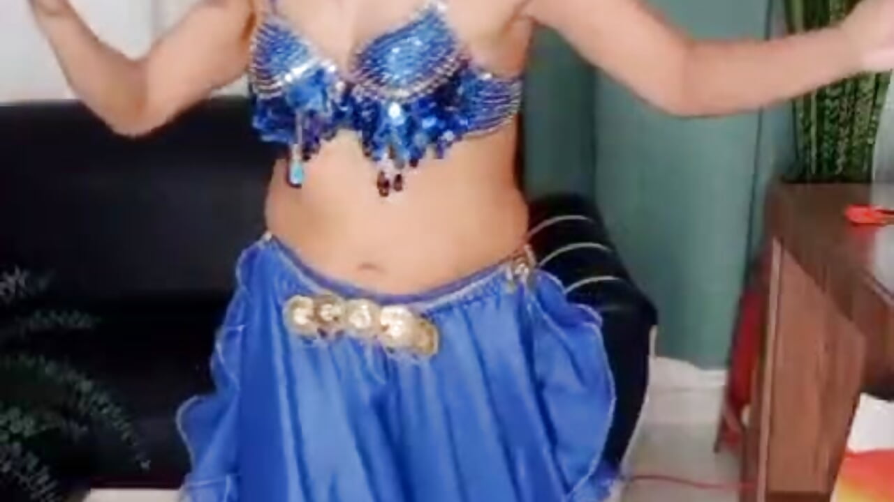 Dance with me! 💃💋 - video by MeleekXXX_ cam model