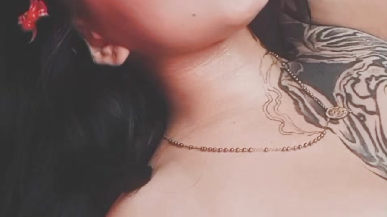 ❤️🫅🏻❤️
