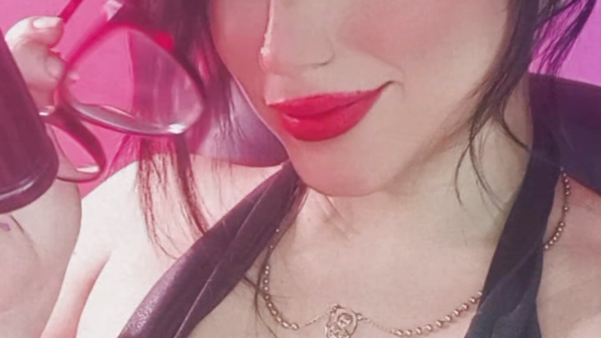 🦋🌹🦋🌹🦋🌹🦋🌹🦋🌹 - video di Naomy_Gomez_ modella di cam