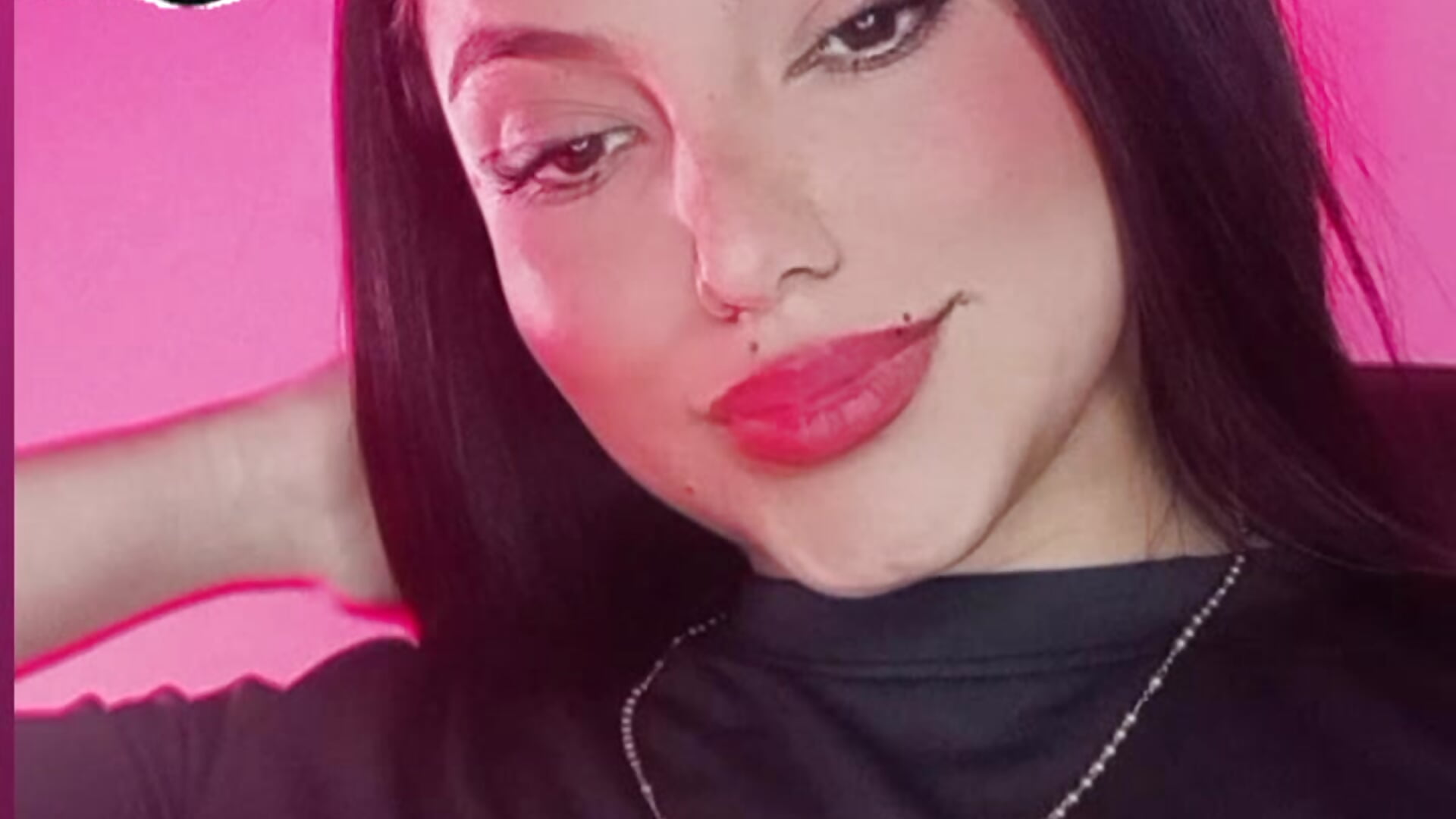 💖💖 - فيديو من Naomy_Gomez_ موديل الكام