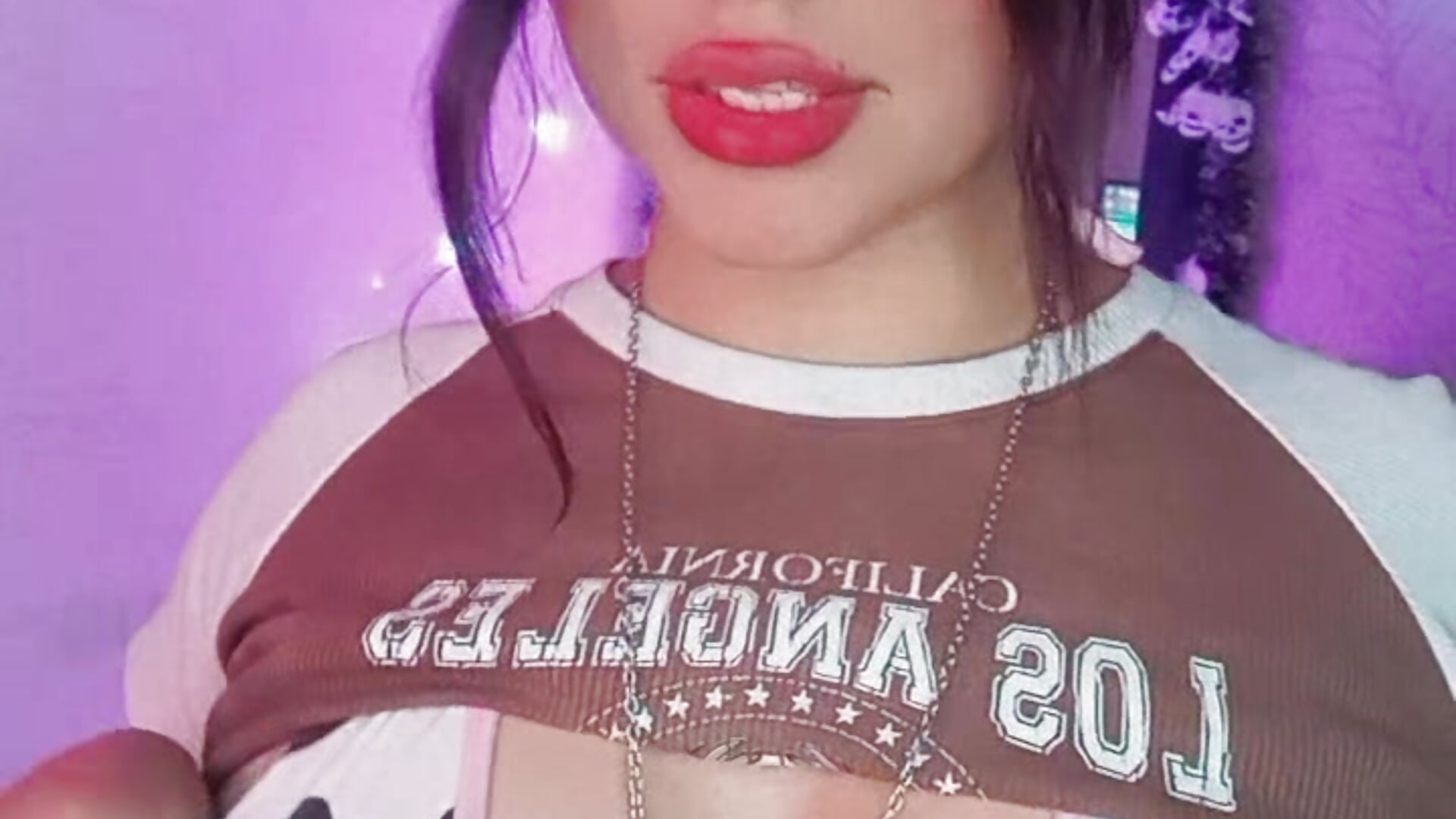 ❤️🫅🏻❤️ - video by Naomy_Gomez_ cam model