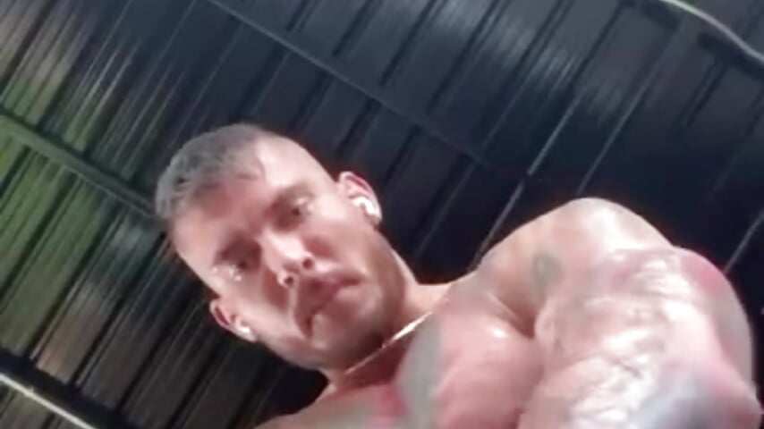 WhatsApp Video 2024-12-04 at 1,25,51 PM - video by DimitriSullivan_ cam model