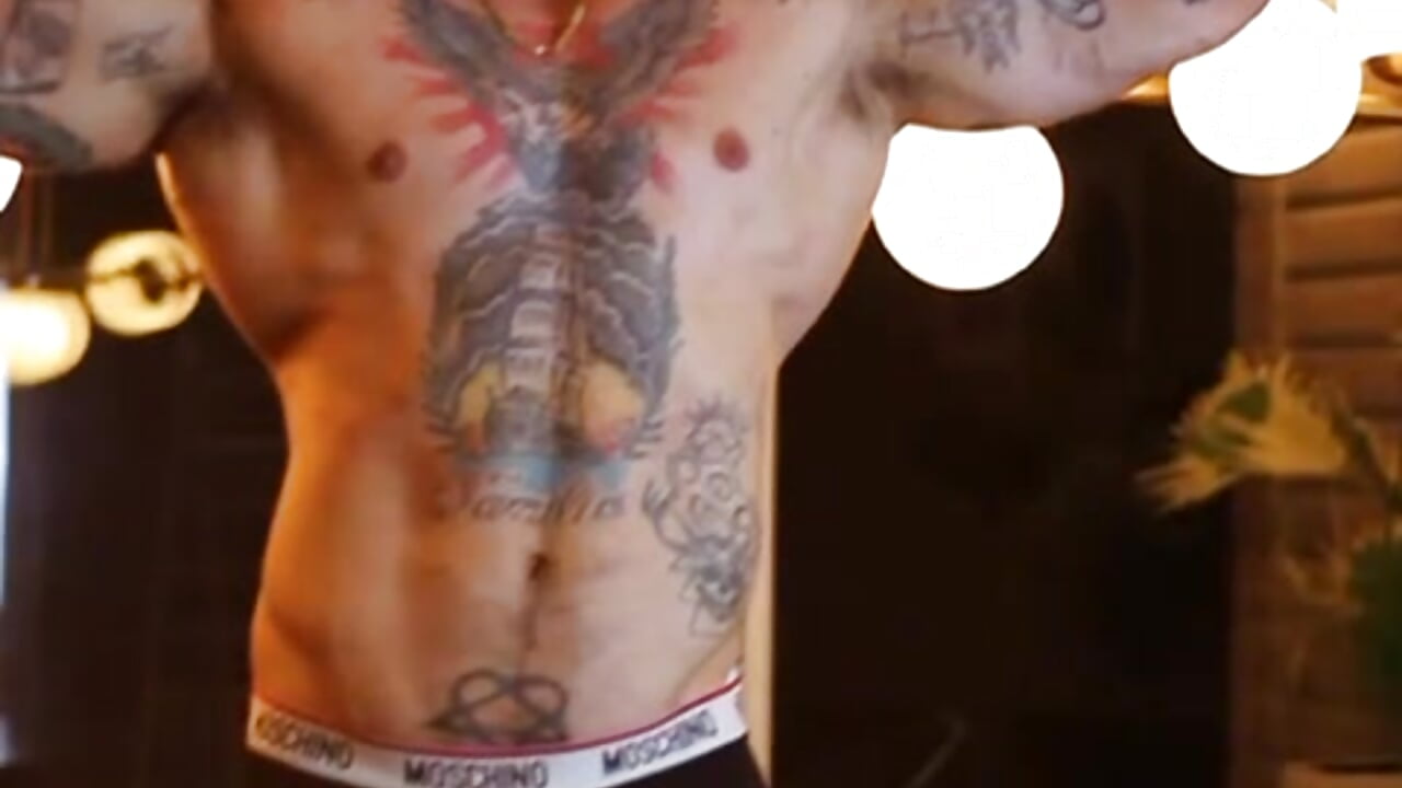 profile-intro-video-1758322732 - video by DimitriSullivan_ cam model