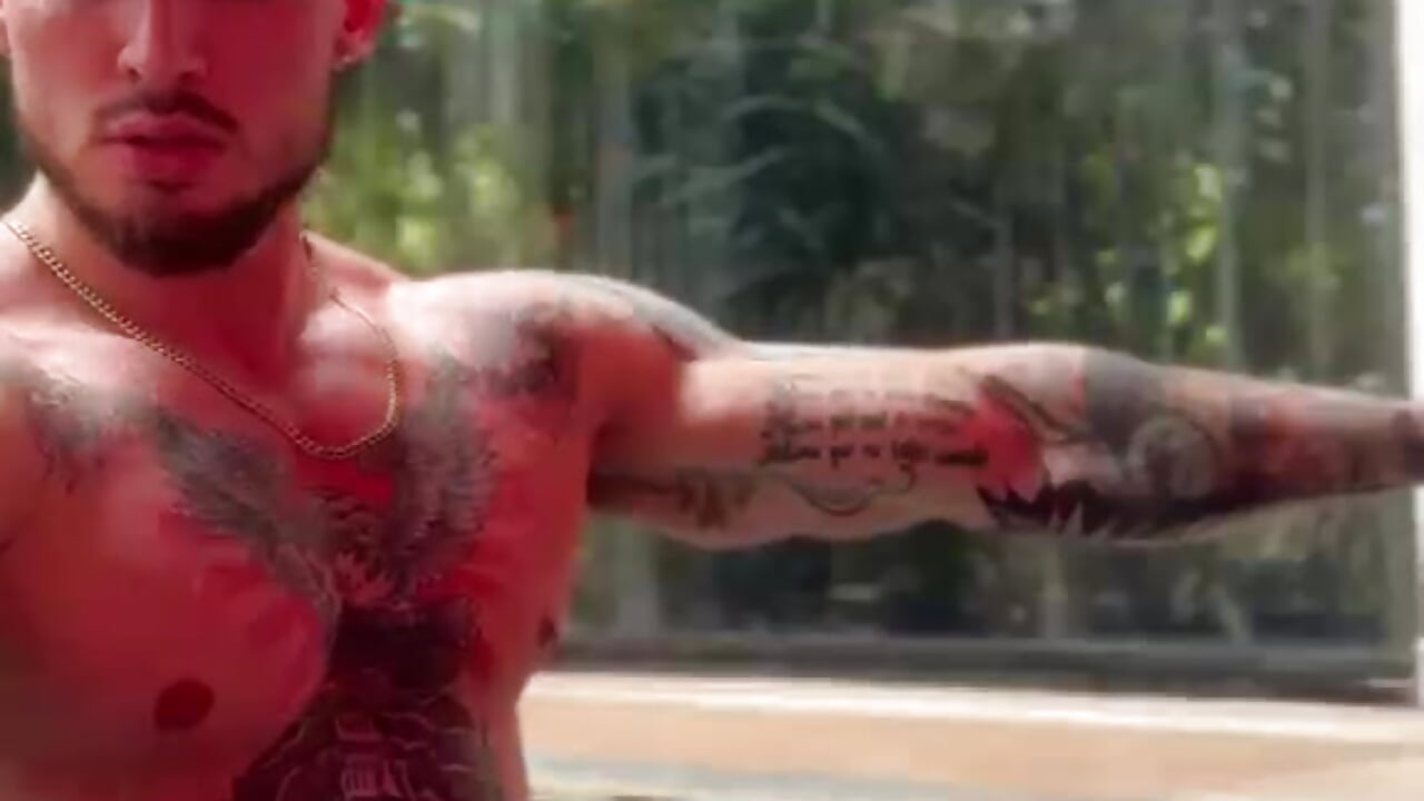 JACUZZI - video od modelky/modela DimitriSullivan_