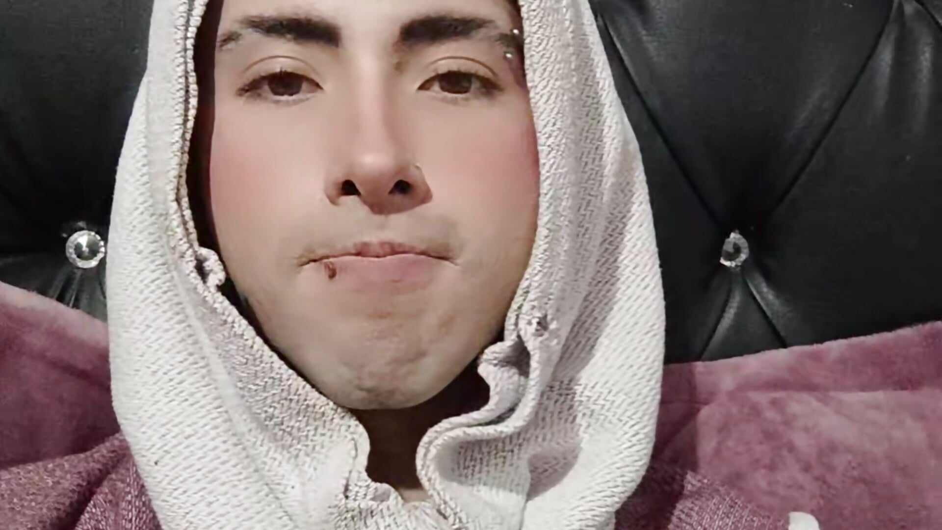 Your sexy look 🌟❤️ - video by Noah_Xitruxx cam model