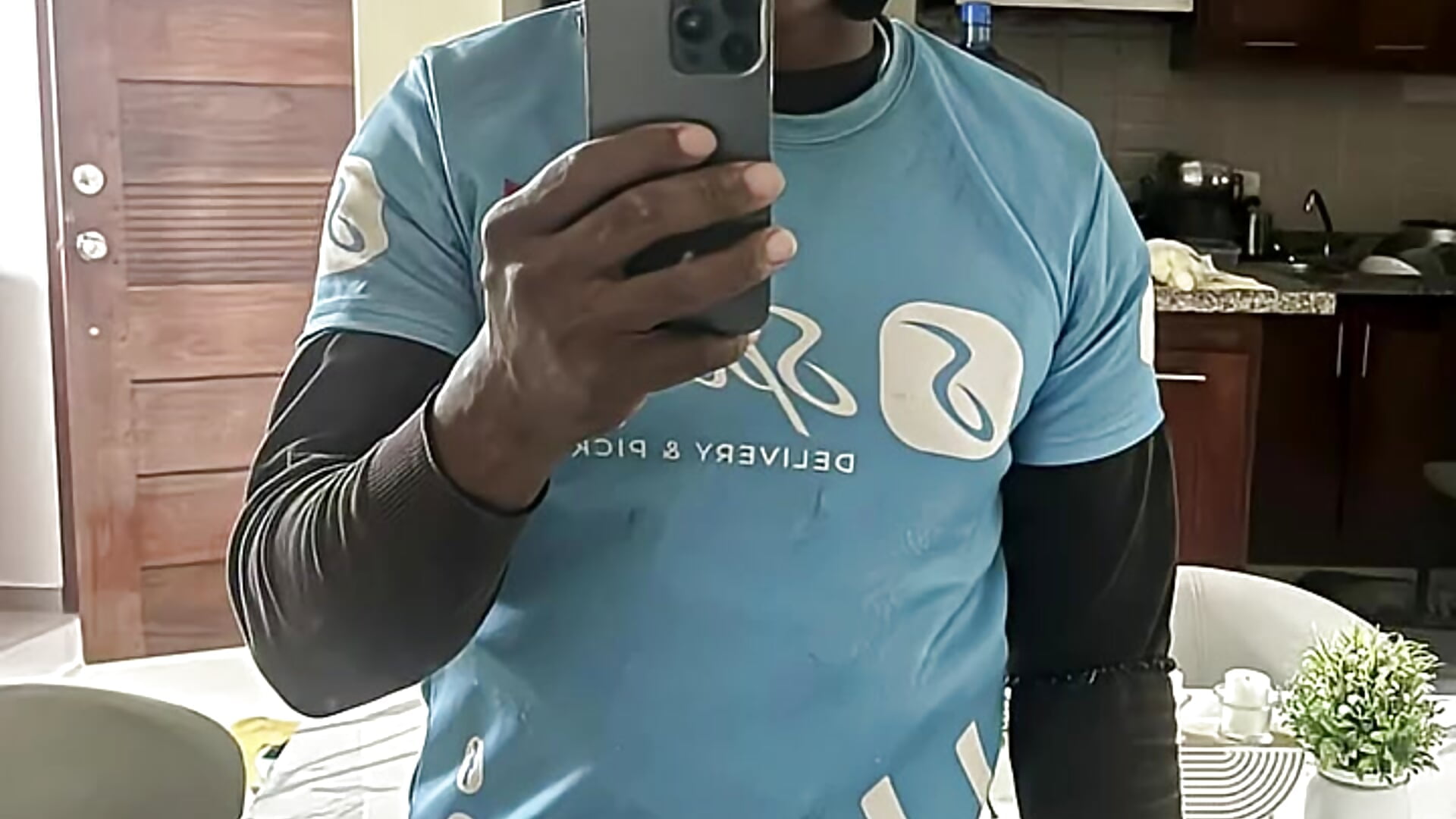 Yo soy tiktok – video modela na kameri elchicomielrd