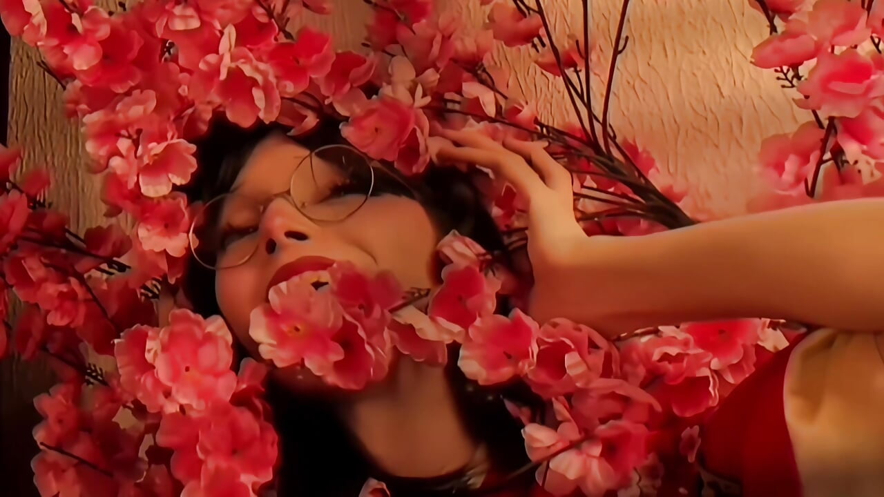 Cherry Blossom - PamelamyDreamys adlı kamera modelinin videosu