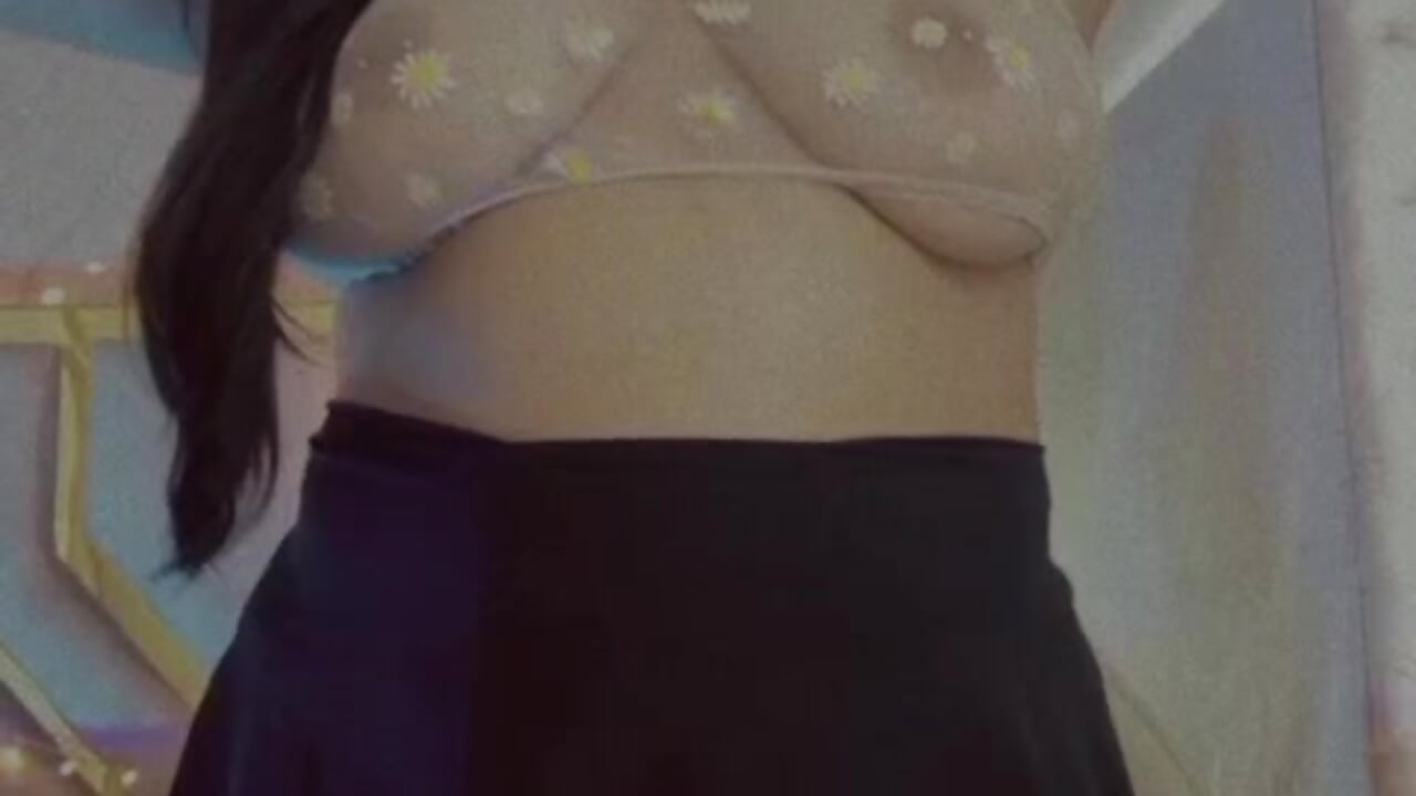 Today I came to play with what can barely be seen… ✨ - video oleh Vick_daves_ kamera model