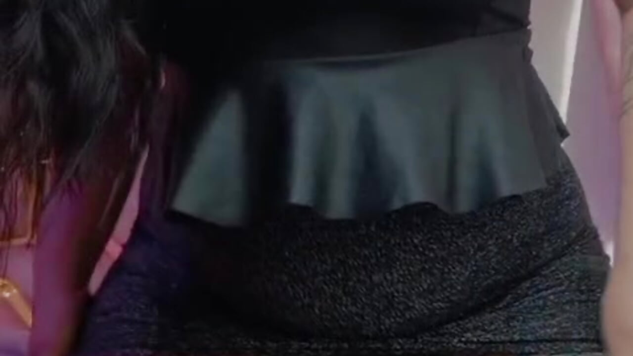 “I didn’t come here to behave today… I came here so you can’t stop staring at me 😈 – video od webkamerové modelky Vick_daves_