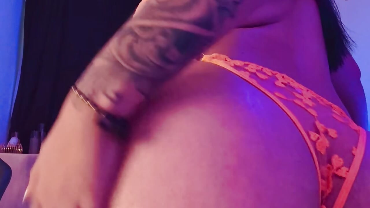 🍑🔥 — filmik Maryann_jones, modela(-lki) na kamerkach