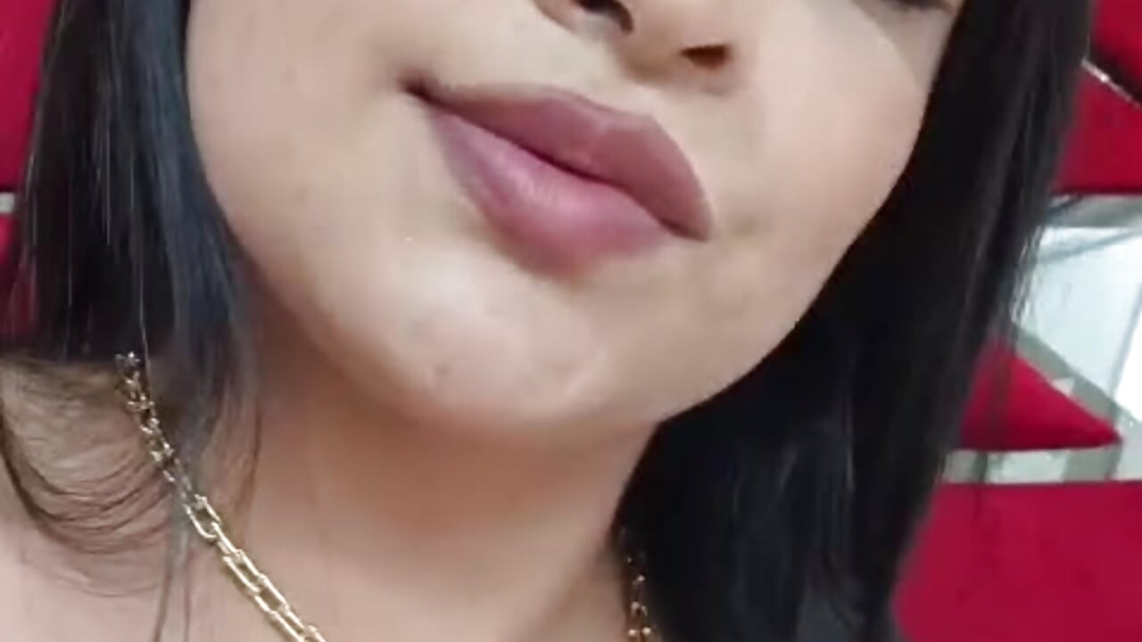 Today I'm not here to talk much... I'm here to make you sweat. - video by AdeleGray cam model