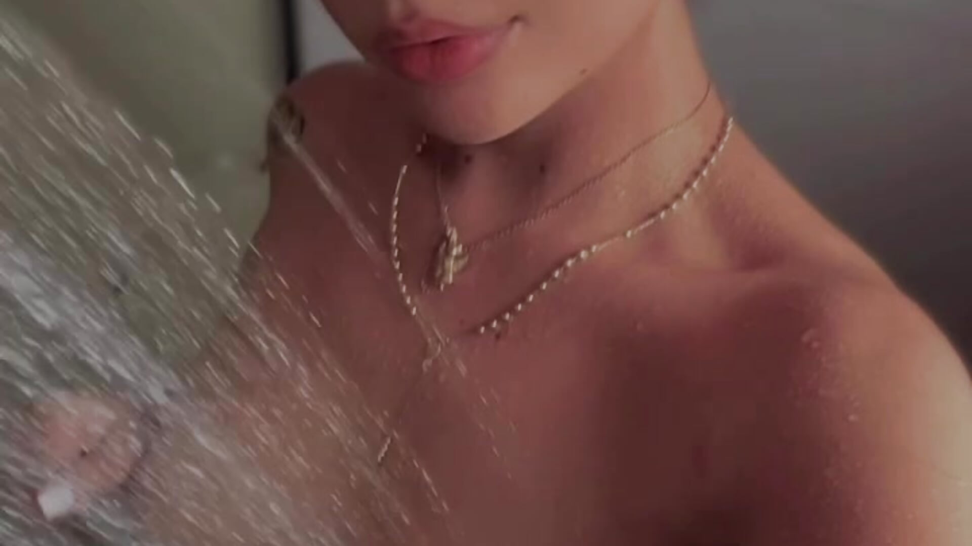 In the shower - Vídeo de 777AylinZ, modelo de vídeos