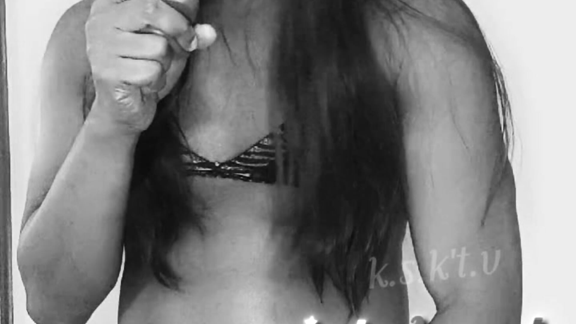 vir'ghost is out now 👻 - video by kobrashekyng cam model