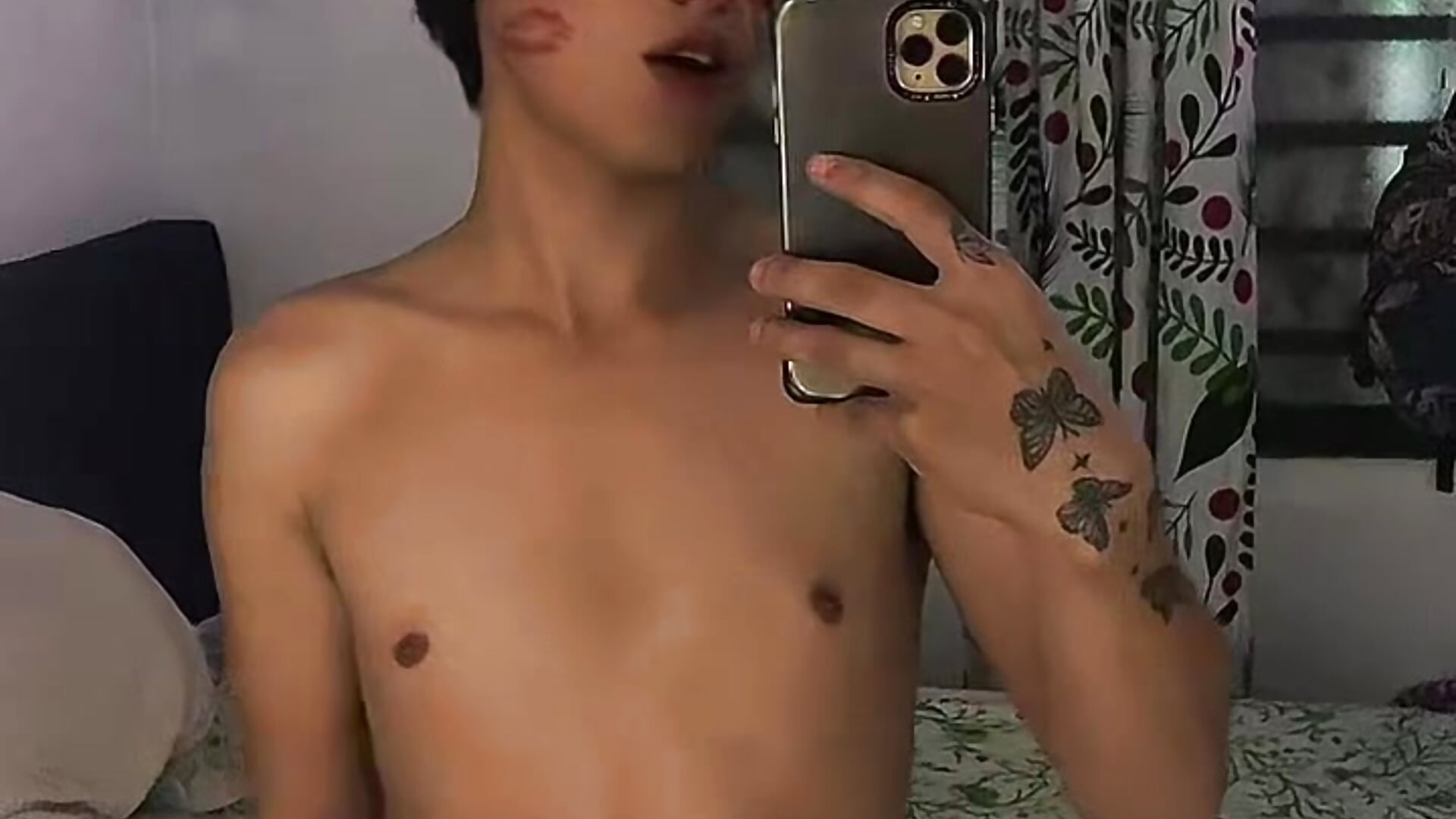 ddfc3defba054e349c1dfb5ca563c9e4 - video by hot-goddess cam model