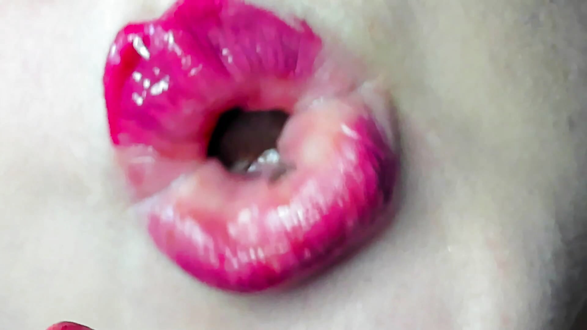 I eat chocolate and I could suck your dick - video by Jessica_Joy cam model