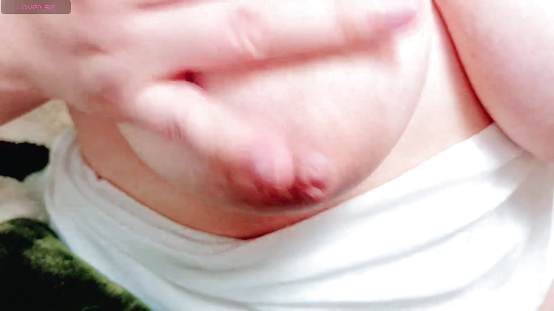 2026-04-17 – video af AngelwithEcup cam-model