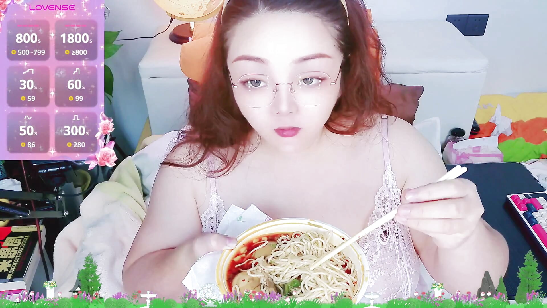 今天的早餐是牛肉面Today's breakfast is beef noodles. - video by AngelwithEcup cam model