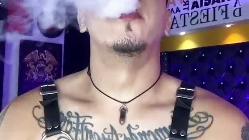 dominant - video của người mẫu cam JoshMillerr_
