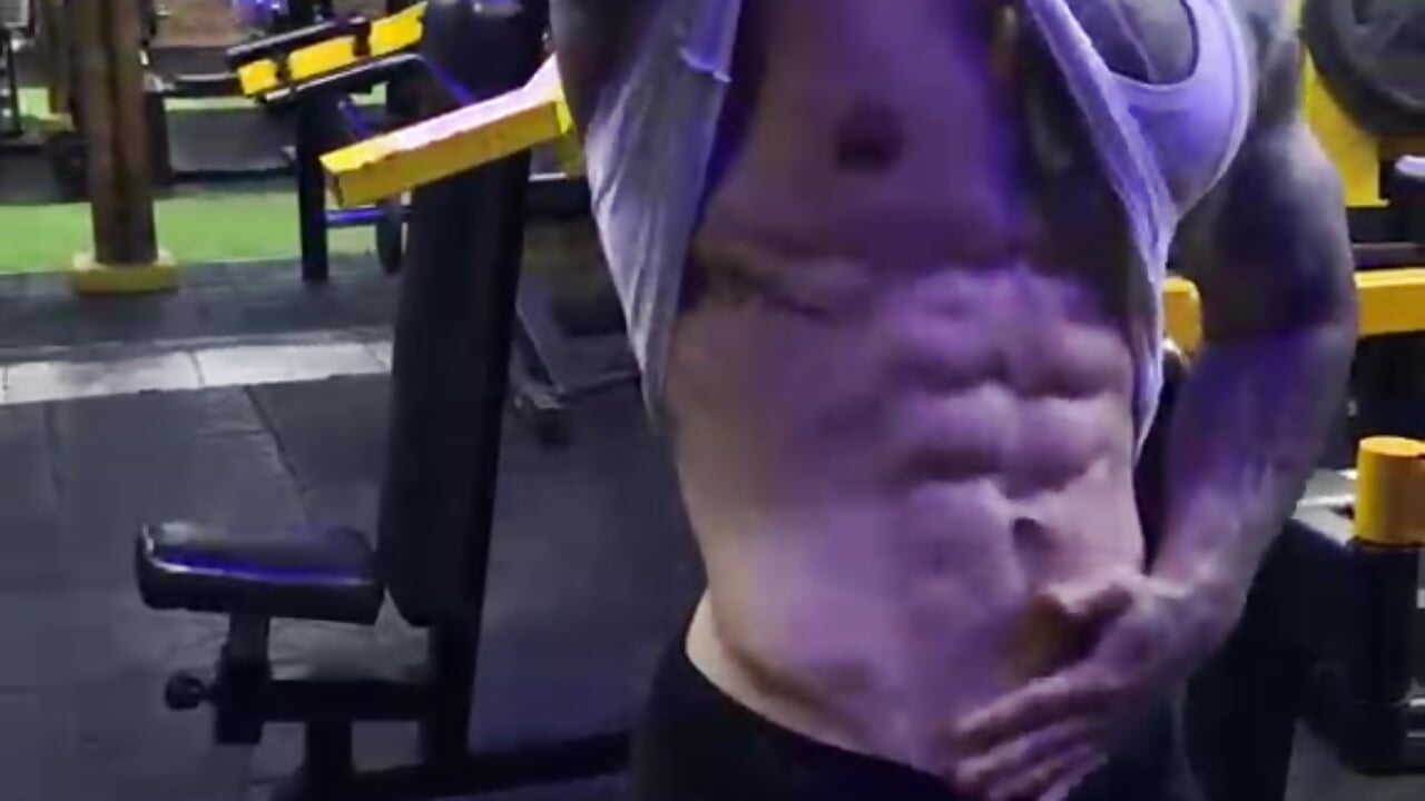 💪🔥 strong - clip cu SalvatoreDmore model videochat