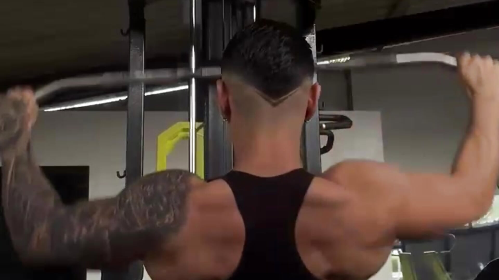 Admire your king - vidéo du modèle de showcams SalvatoreDmore