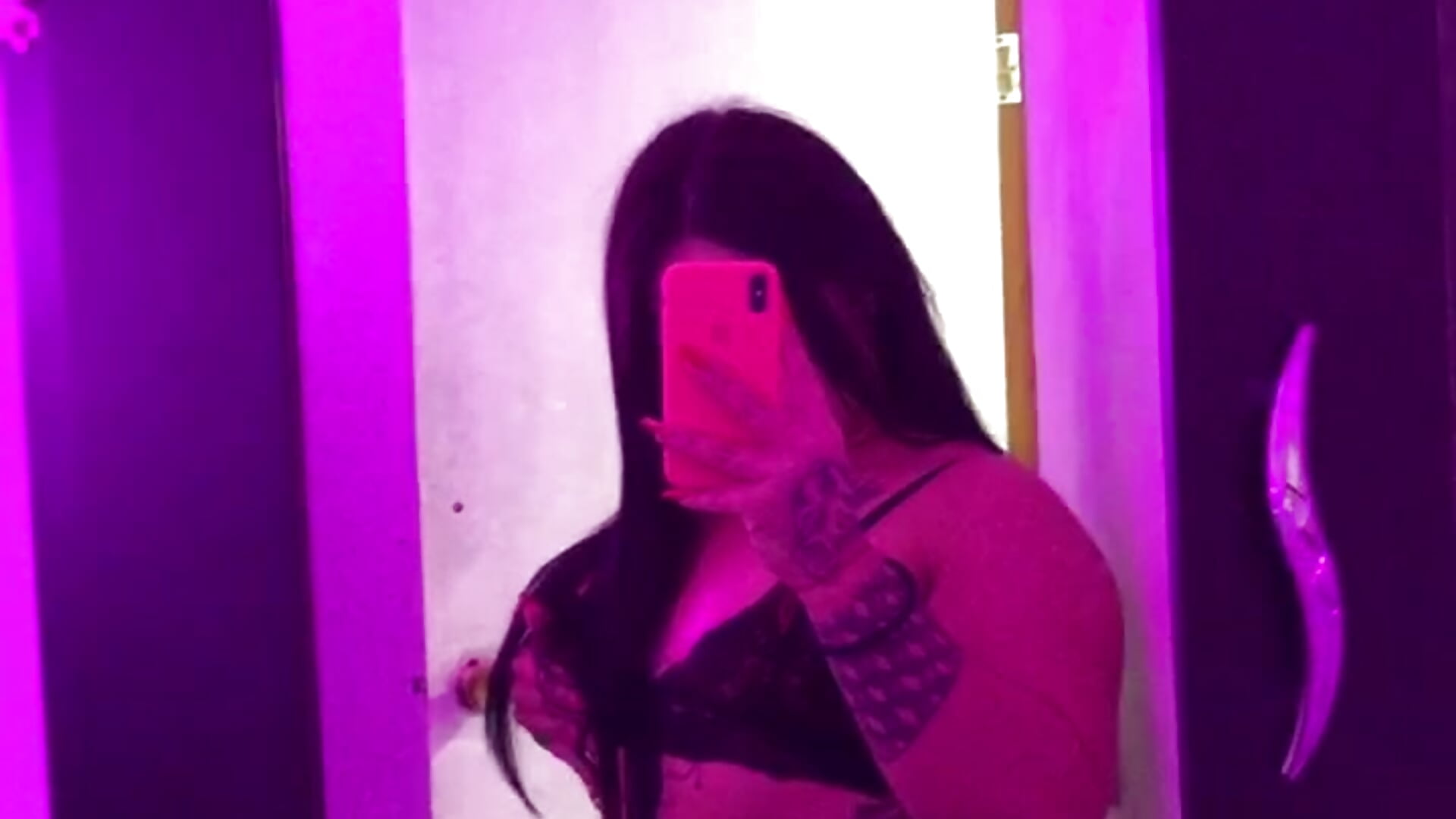 ❤️ - video by Dulce_smith_1 cam model
