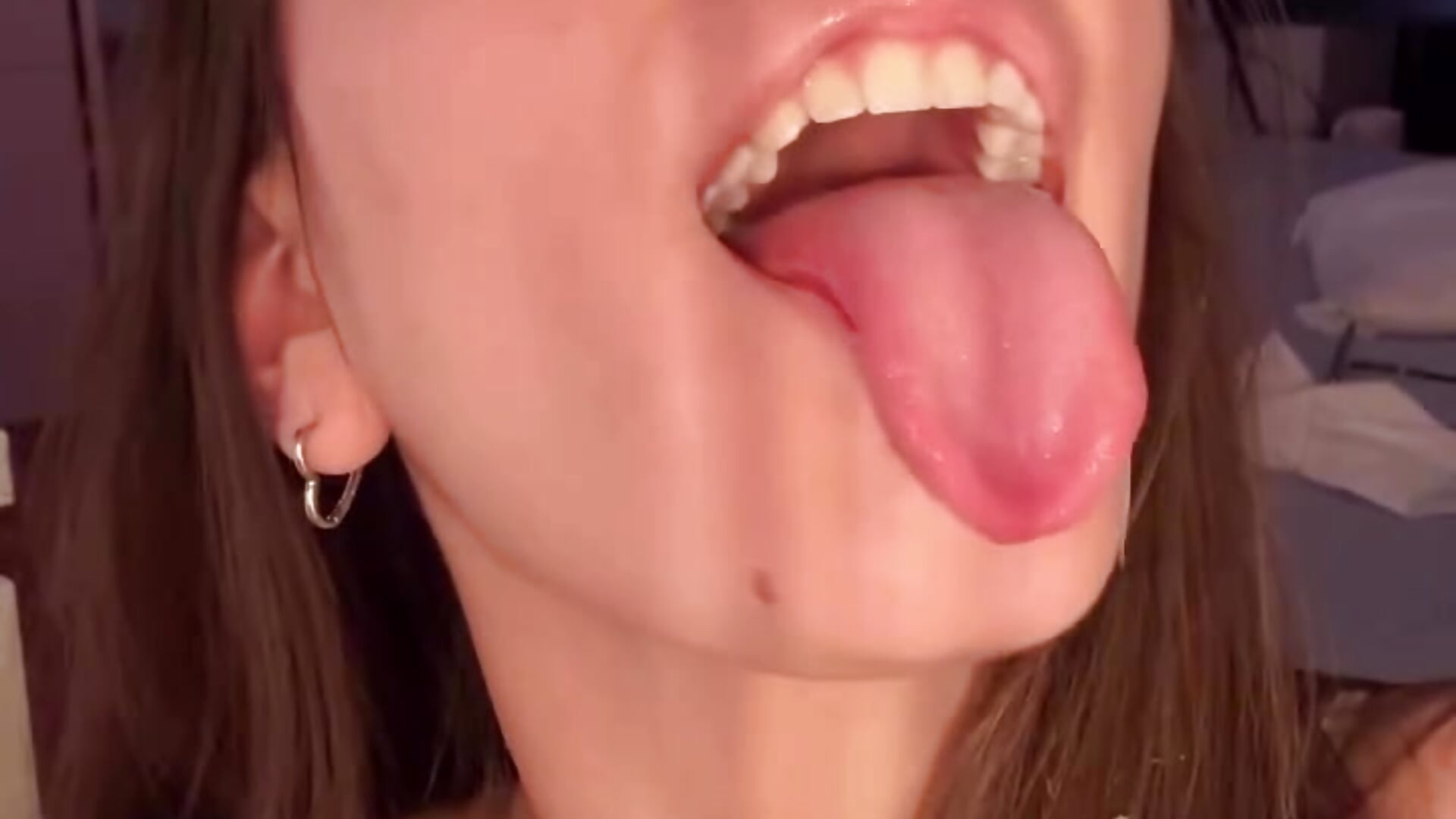 8d7f3d9c2da14a968e954d31a394283f - video by Eva_kinkystudent cam model