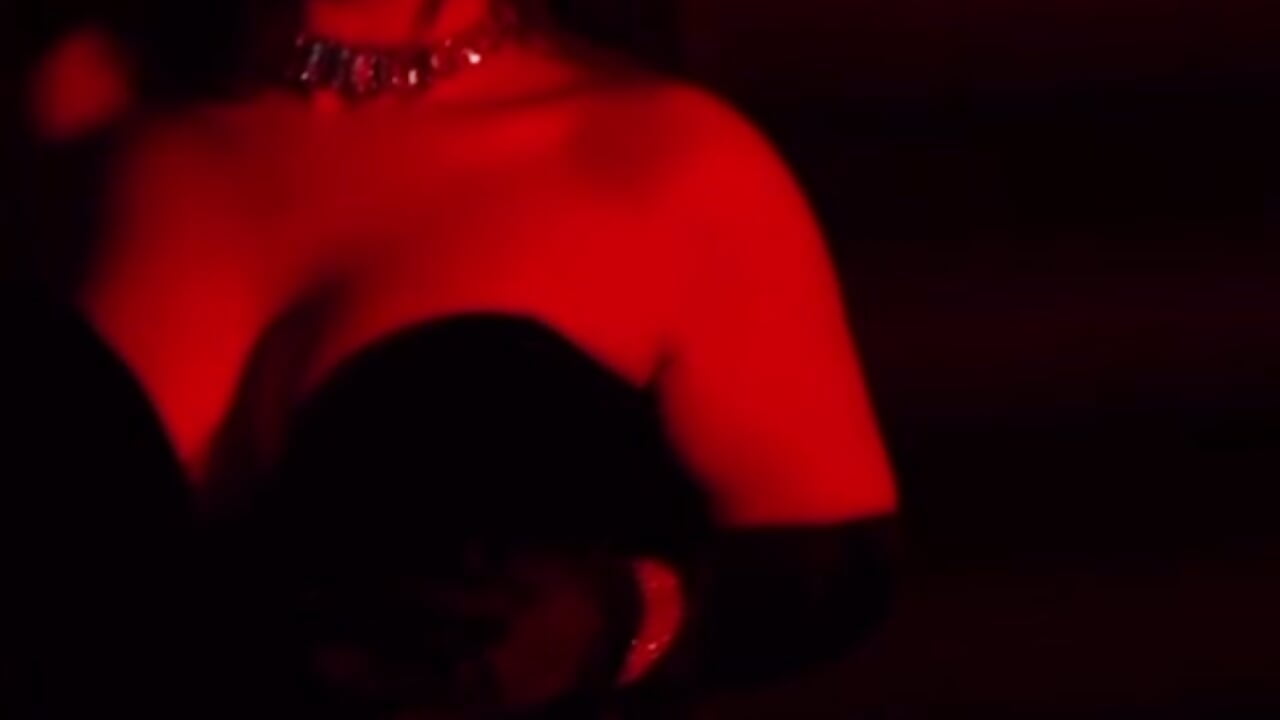 Lets rise this vibe 💕 - AlluringAriel adlı kamera modelinin videosu