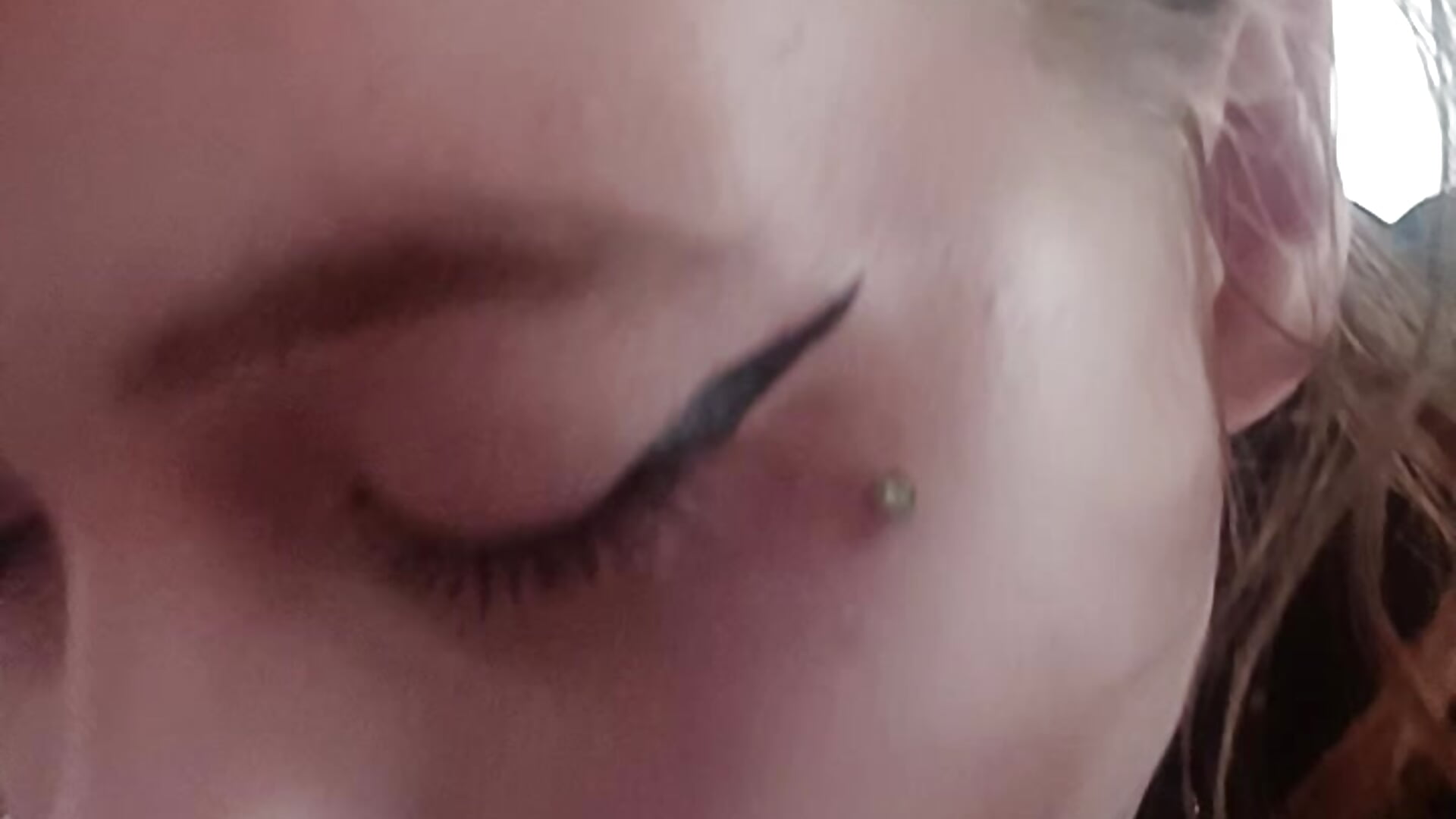 Deep-throat 😘 - clip cu babybambiiii model videochat