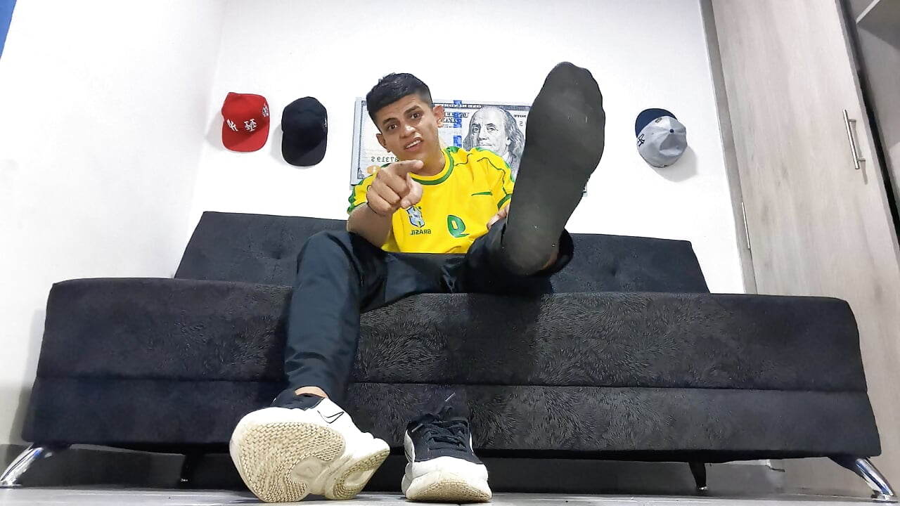 Worship me - video boss_of_cash kameramallilta