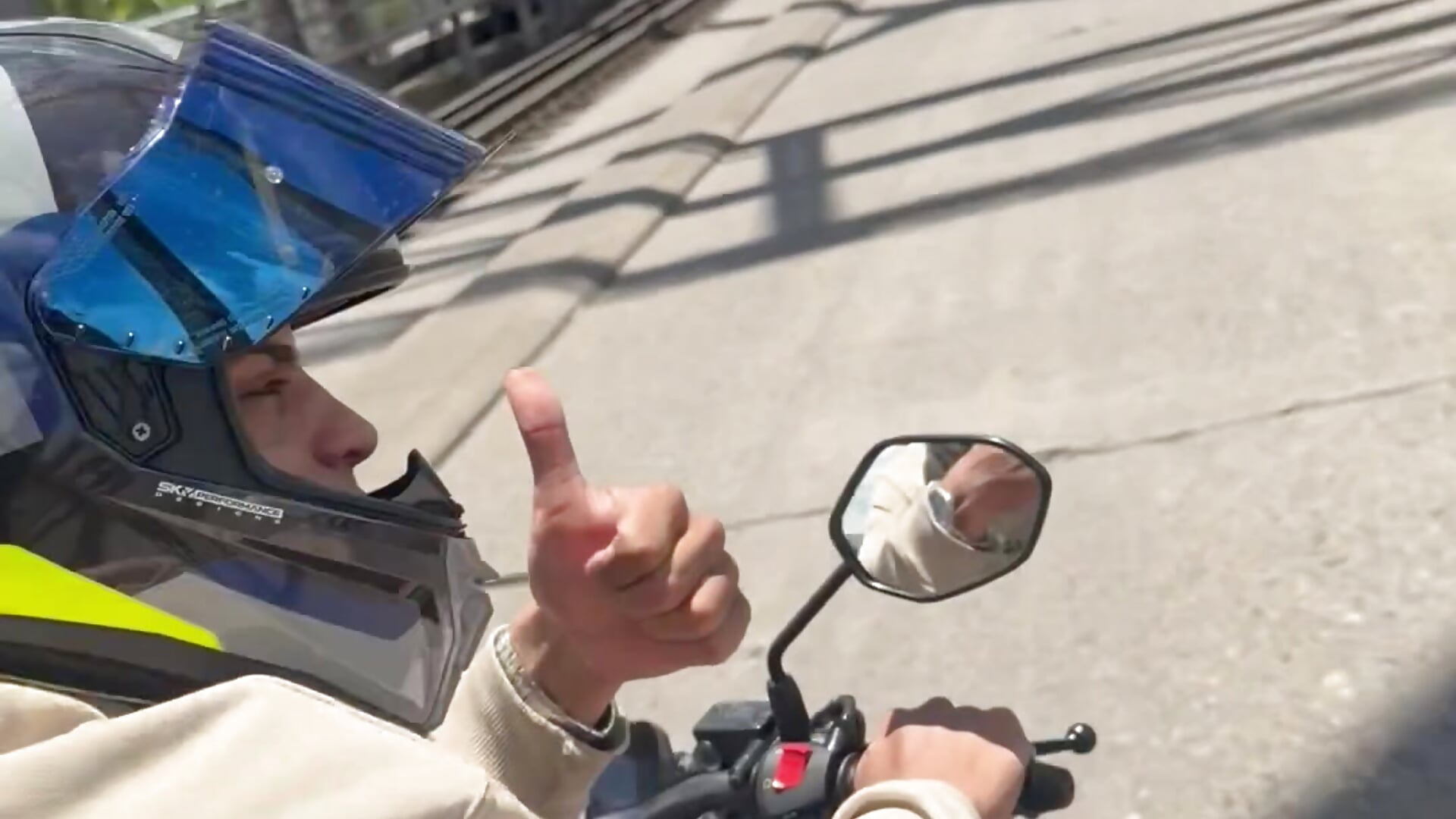 Traveling in my 300🏍️ - video oleh model kamera cash_master_daniel