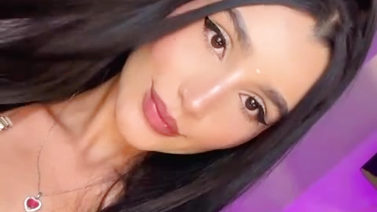 Hi love ♥ - video by BellaCarteer_ cam model