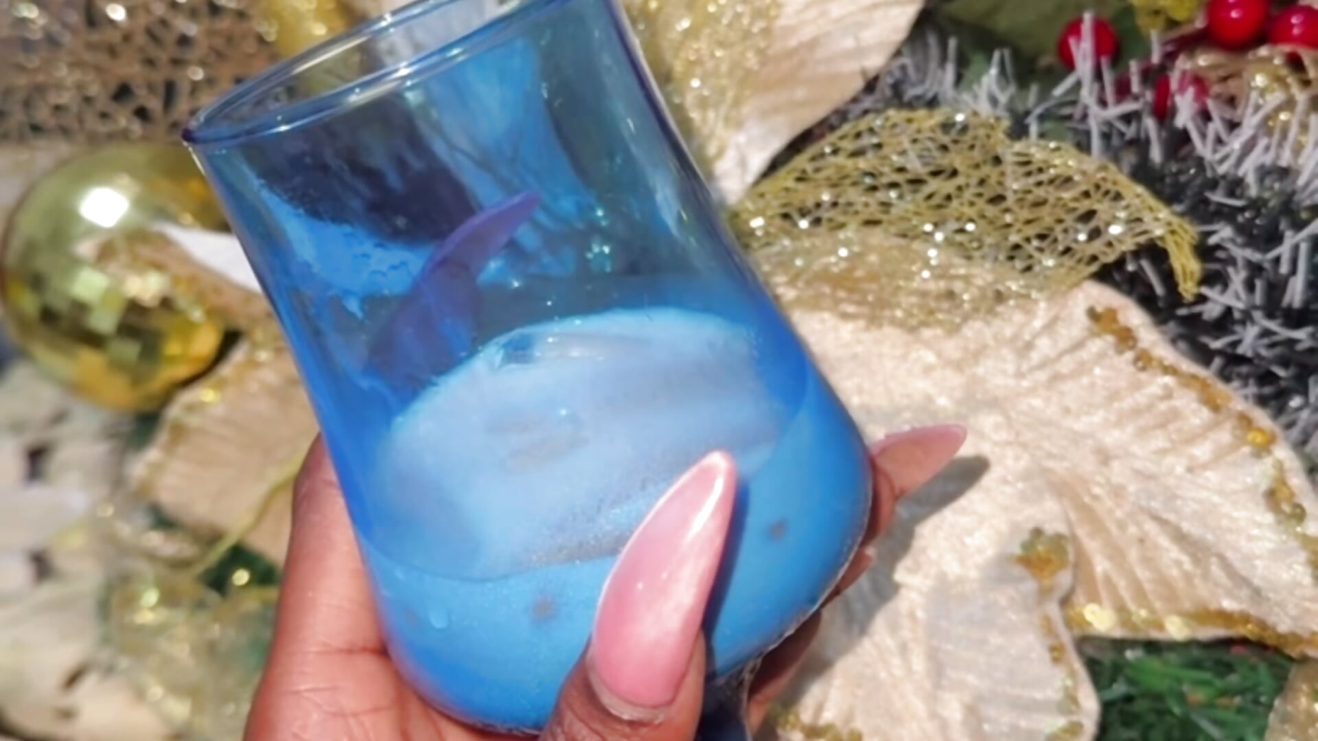 Blesses ✨ - video by kinkyandsavage cam model